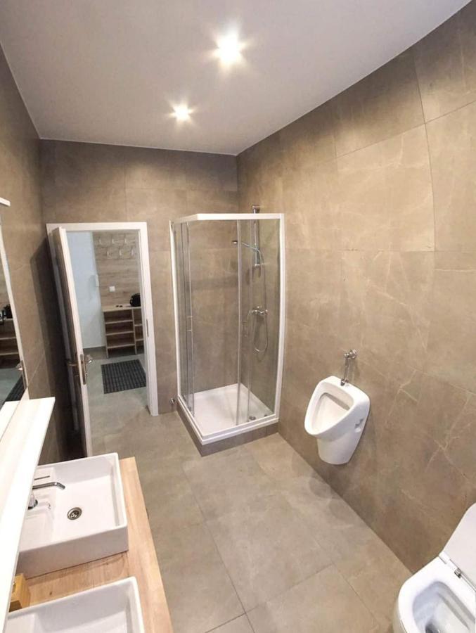Maister Rooms Marburgo Esterno foto